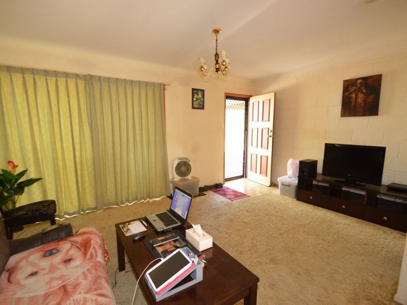 2/65 North Road, Woodridge QLD 4114