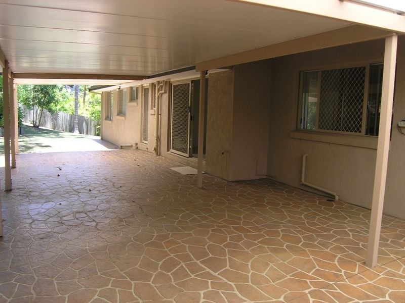 Tanah Merah QLD 4128