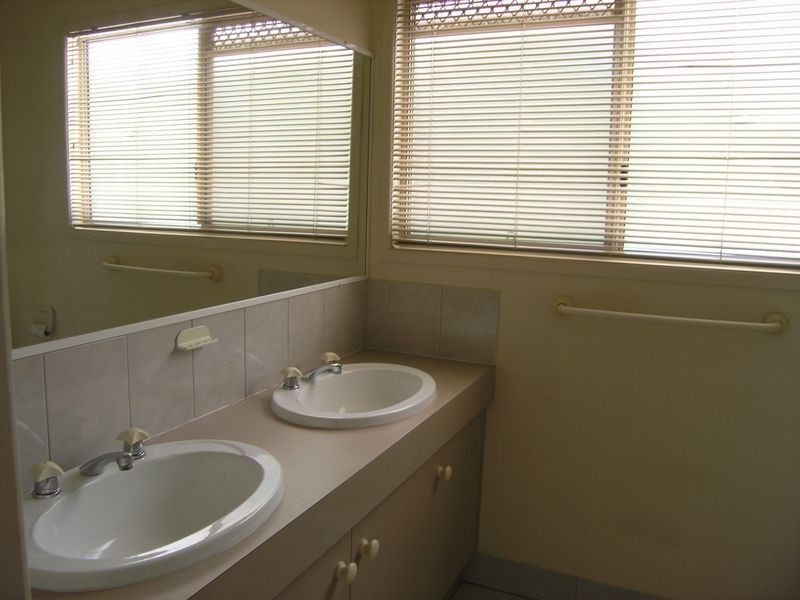 Tanah Merah QLD 4128