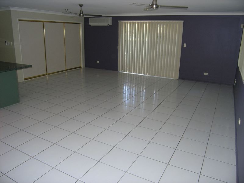 4 Sambit Street, Tanah Merah QLD 4128