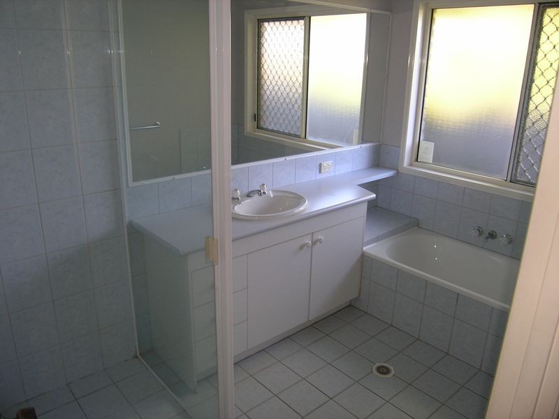 4 Sambit Street, Tanah Merah QLD 4128