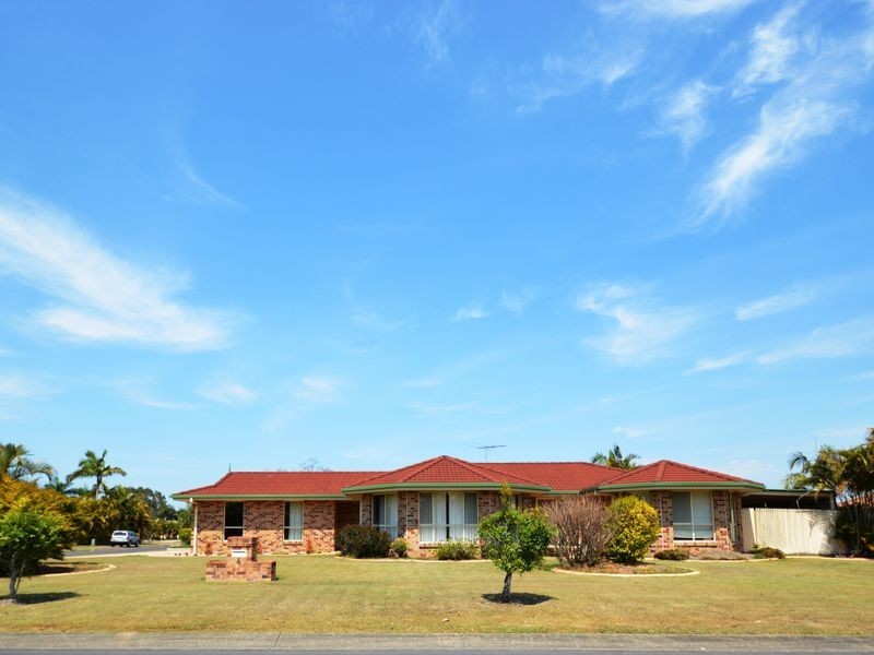 4 St Andrews Drive, Cornubia QLD 4130