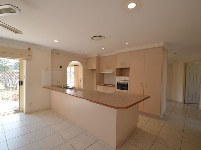 4 St Andrews Drive, Cornubia QLD 4130