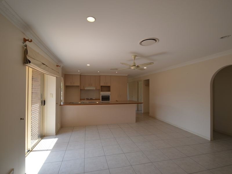 4 St Andrews Drive, Cornubia QLD 4130