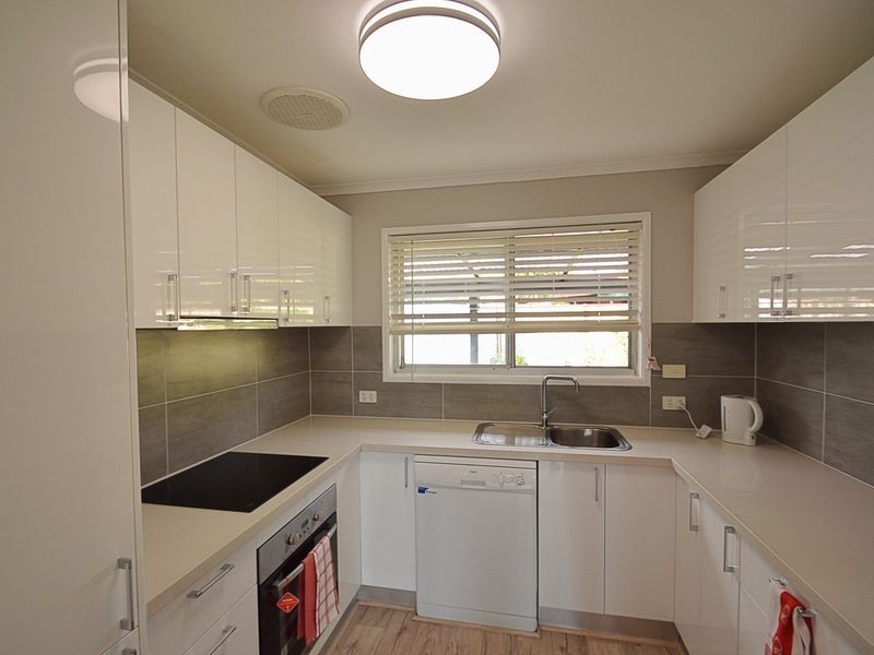 33 Springfield Crescent, Daisy Hill QLD 4127