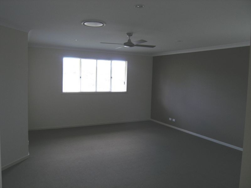 2 Celandine Street, Shailer Park QLD 4128