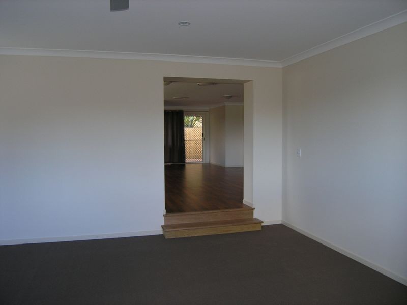 2 Celandine Street, Shailer Park QLD 4128