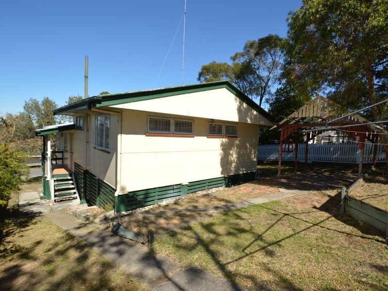 81 Smith Road, Woodridge QLD 4114