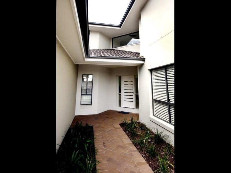 96 John Markwell Parade, Daisy Hill QLD 4127