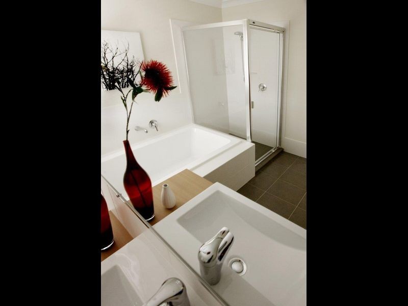 96 John Markwell Parade, Daisy Hill QLD 4127