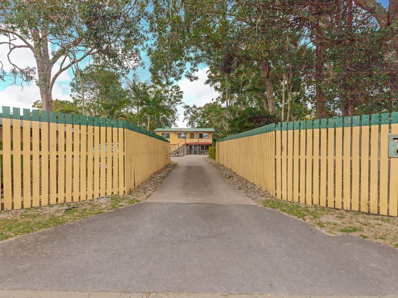 42 Paradise Road, Slacks Creek QLD 4127