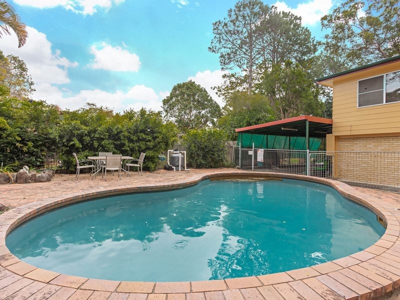 42 Paradise Road, Slacks Creek QLD 4127