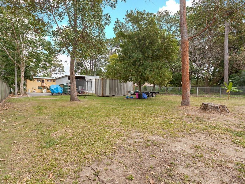 42 Paradise Road, Slacks Creek QLD 4127