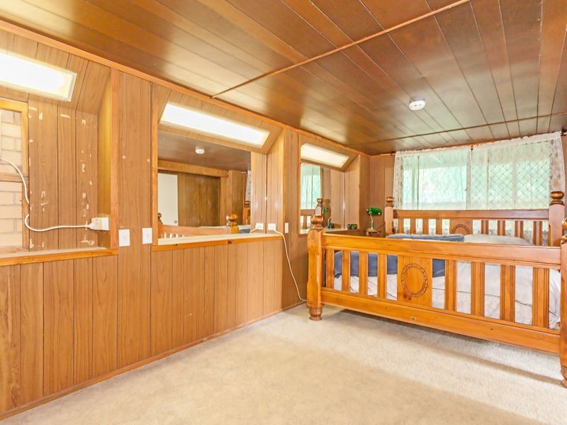 42 Paradise Road, Slacks Creek QLD 4127