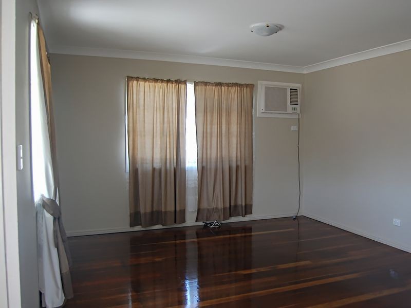 14 Camelia Avenue, Logan Central QLD 4114
