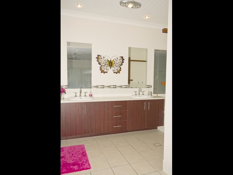 241-269 Teviot Road, Carbrook QLD 4130