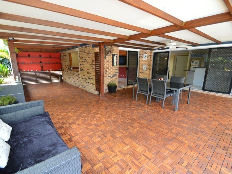 2 Ridgepointe Drive, Cornubia QLD 4130