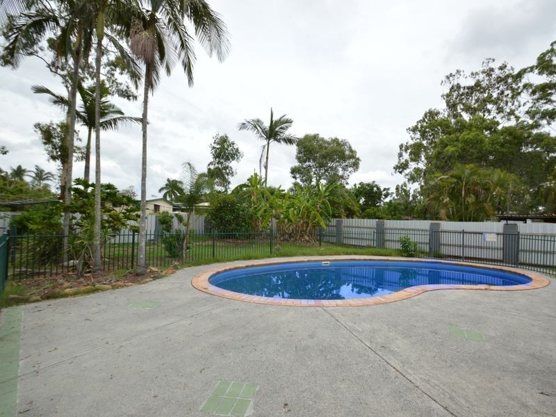 17 Sarah Street, Loganlea QLD 4131