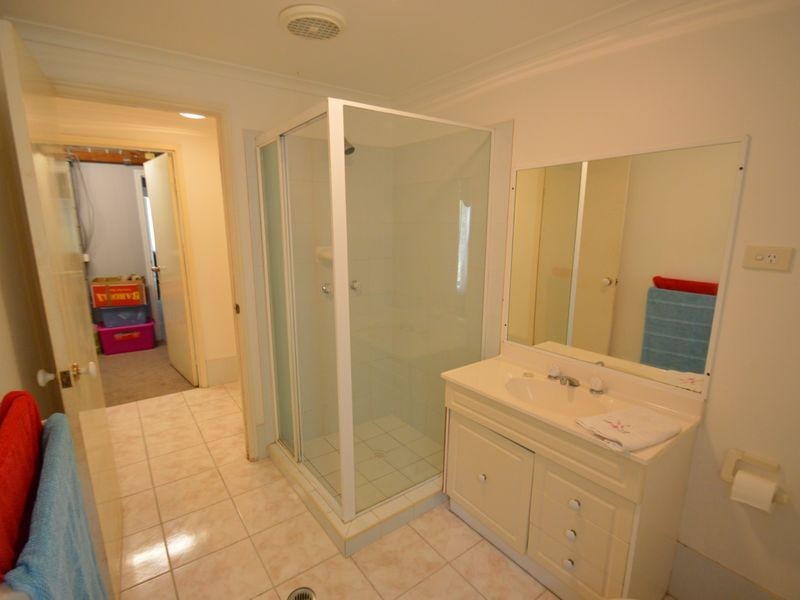 8 Yampi Court, Shailer Park QLD 4128