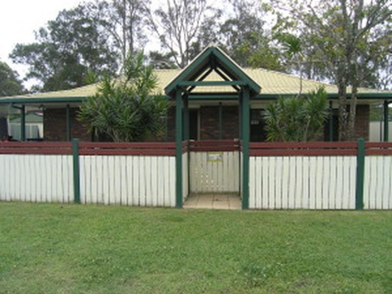 10 Village Drive, Daisy Hill QLD 4127