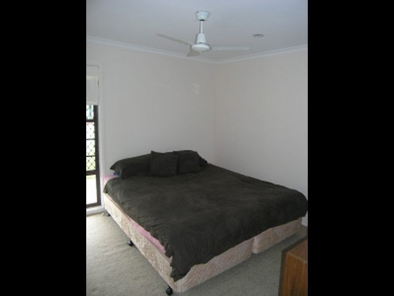 10 Village Drive, Daisy Hill QLD 4127