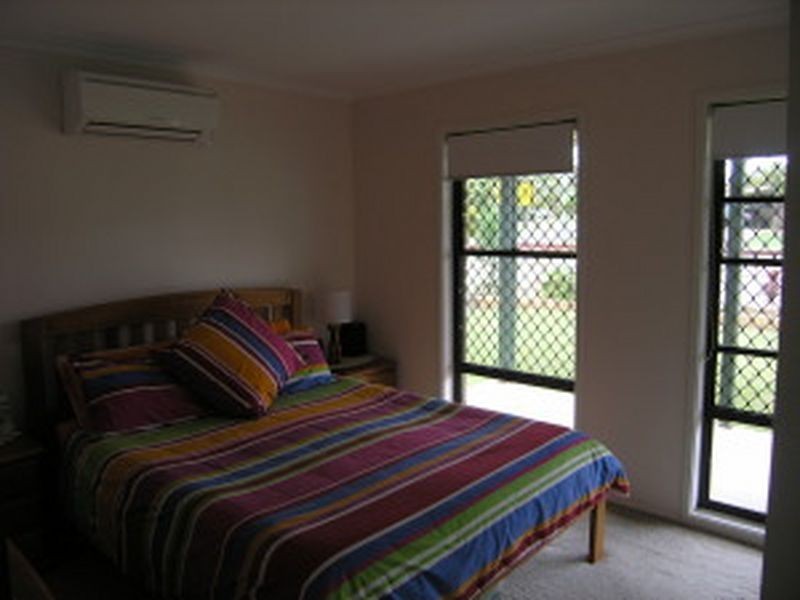 10 Village Drive, Daisy Hill QLD 4127