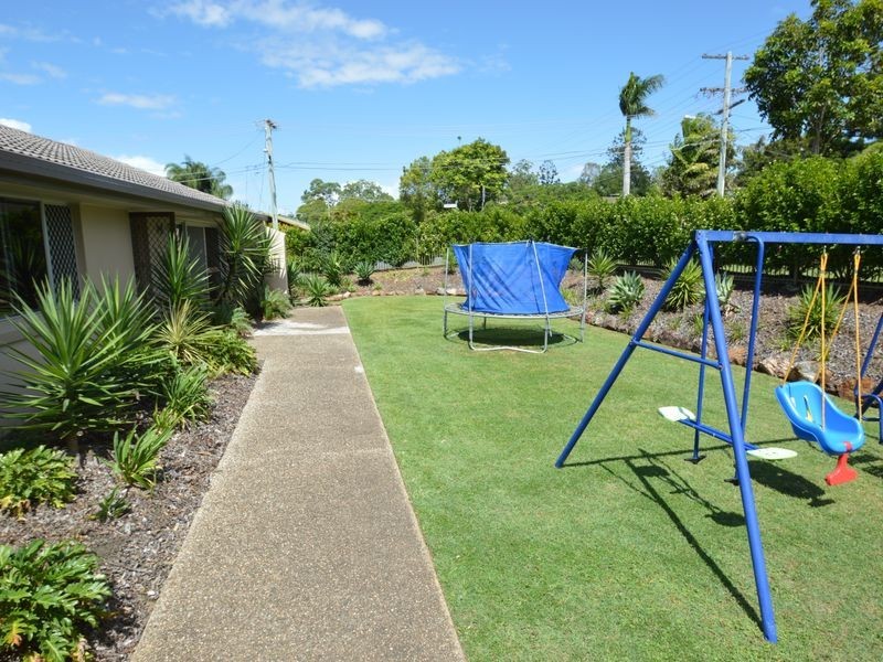 15-17 Boronia Avenue, Daisy Hill QLD 4127