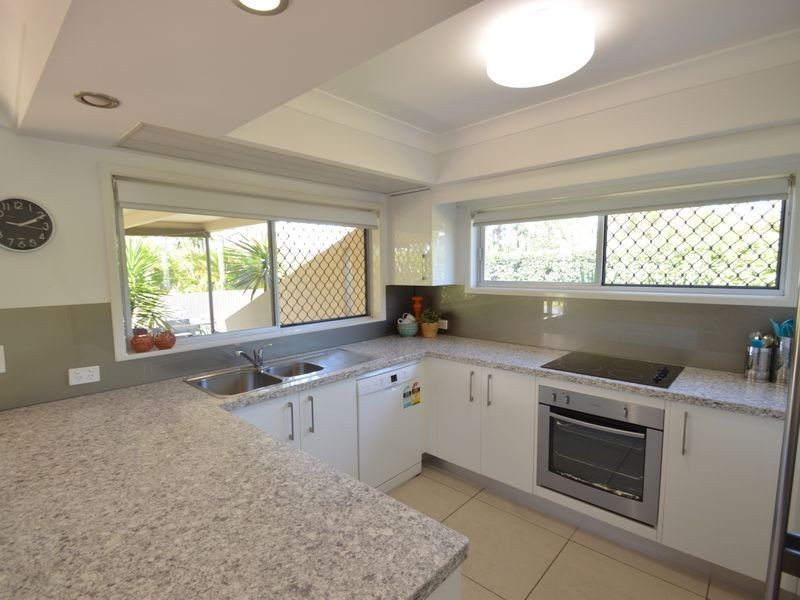 15-17 Boronia Avenue, Daisy Hill QLD 4127