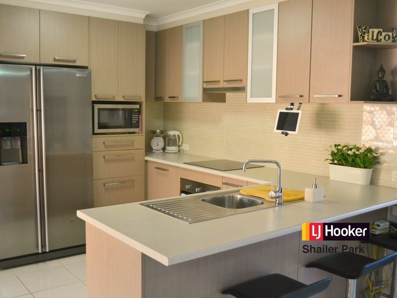 10 Kabut Court, Tanah Merah QLD 4128