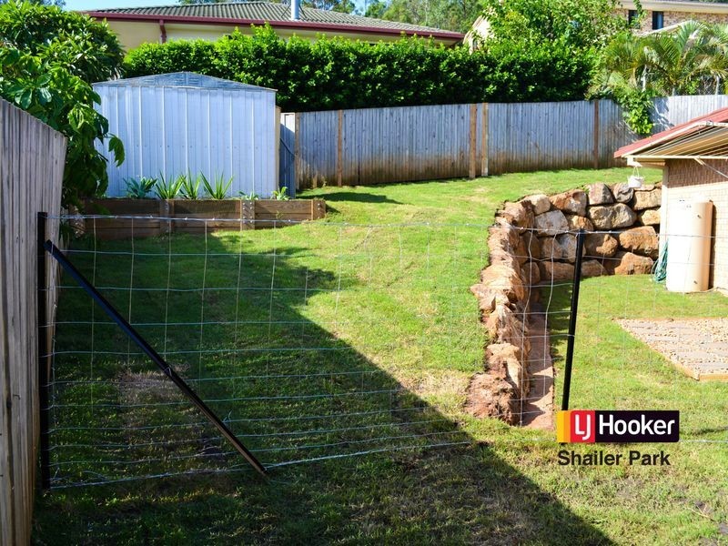 10 Kabut Court, Tanah Merah QLD 4128