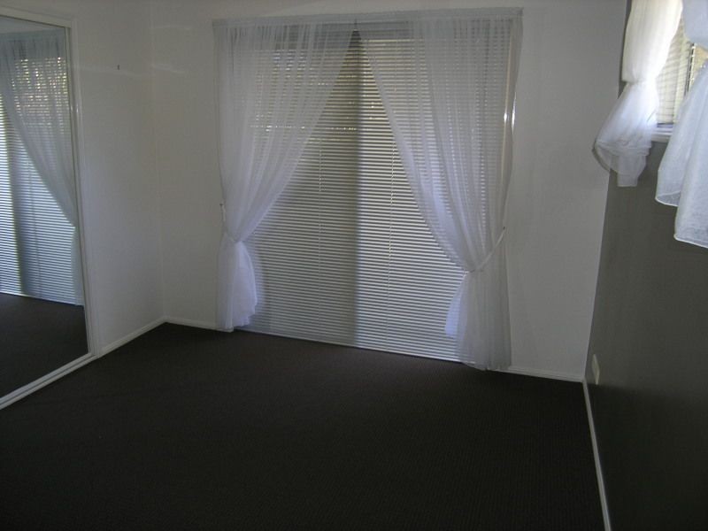 8 Parry Court, Windaroo QLD 4207