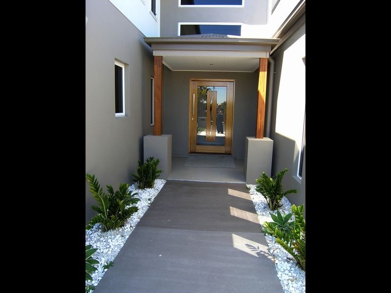 35 Yarabah Crescent, Shailer Park QLD 4128