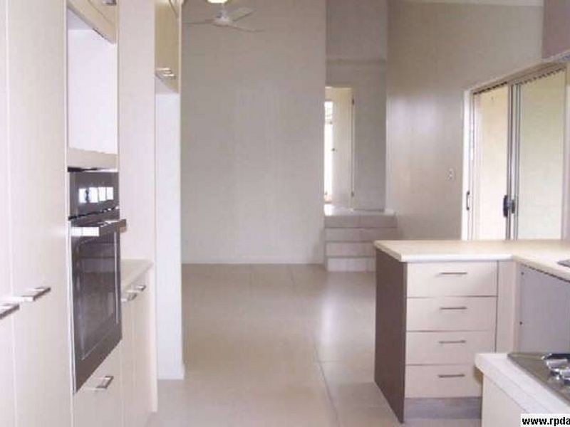 Tanah Merah QLD 4128