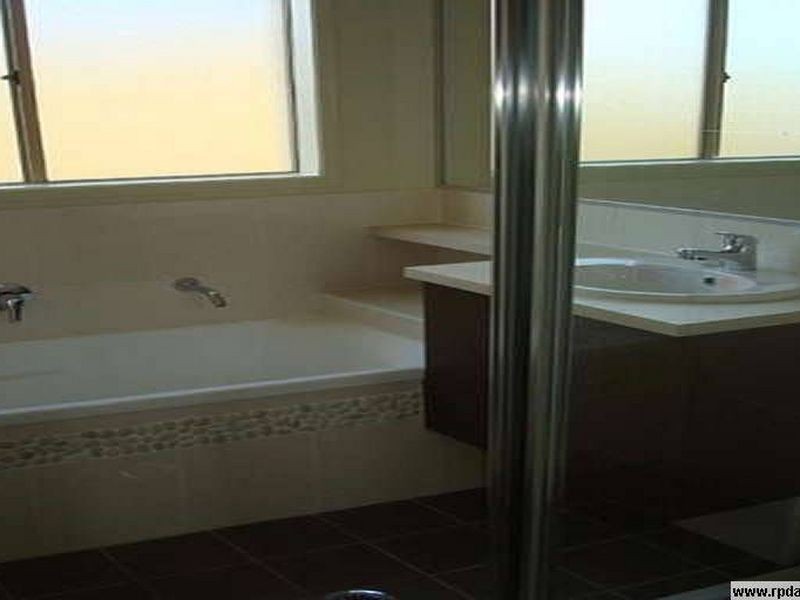 Tanah Merah QLD 4128