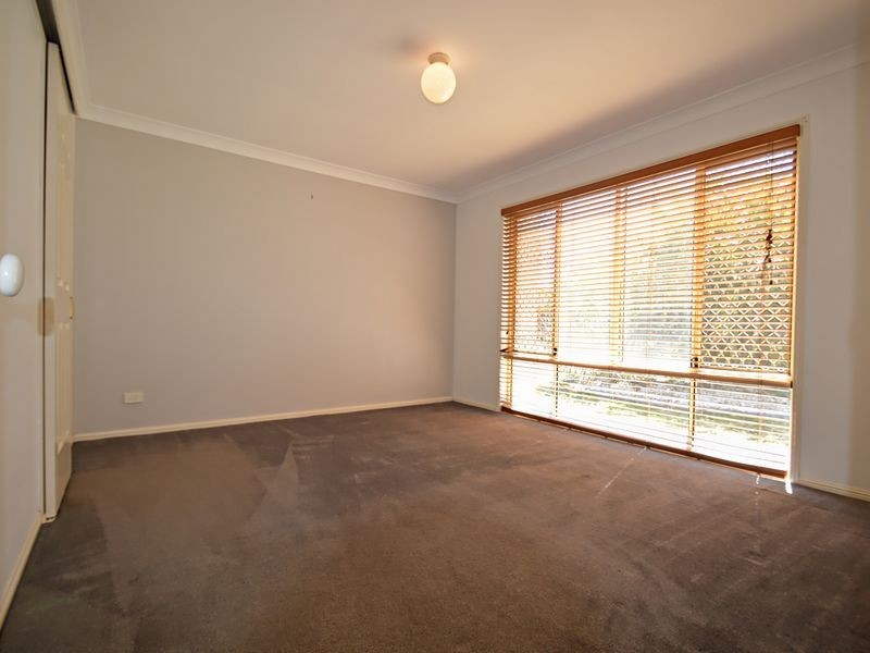 25 Kinross Lane, Bethania QLD 4205