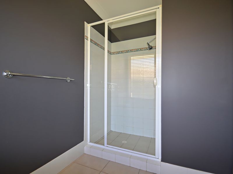 25 Kinross Lane, Bethania QLD 4205