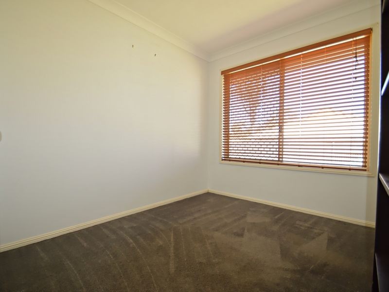 25 Kinross Lane, Bethania QLD 4205