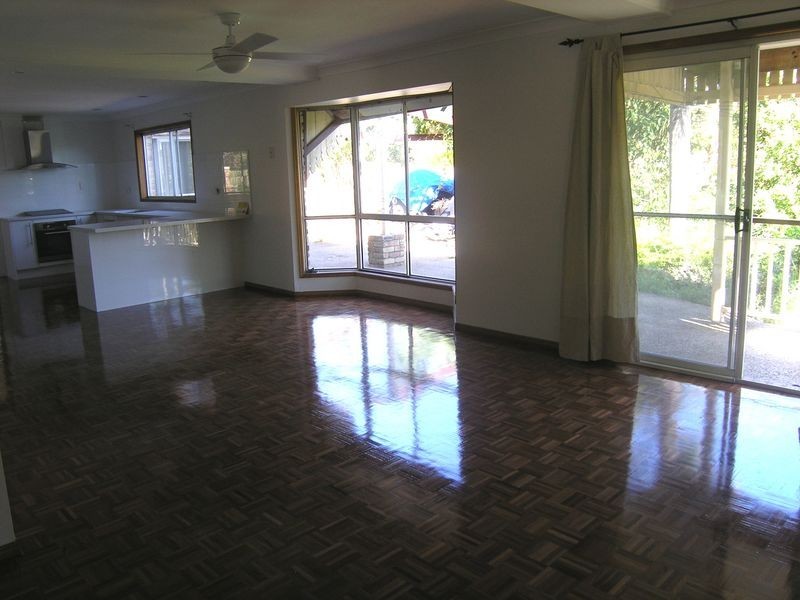 138 Koolan Crescent, Shailer Park QLD 4128