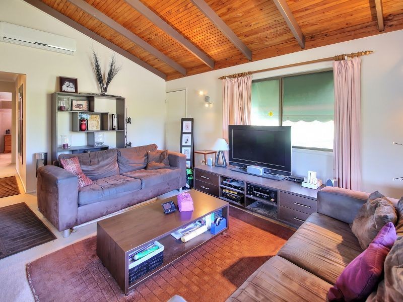 10 Omalley Street, Loganlea QLD 4131