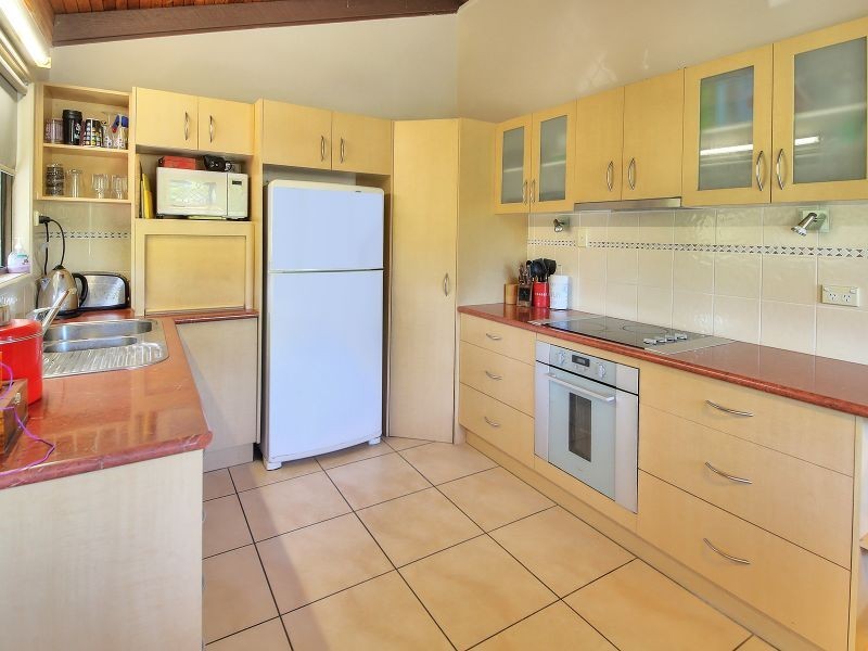 10 Omalley Street, Loganlea QLD 4131