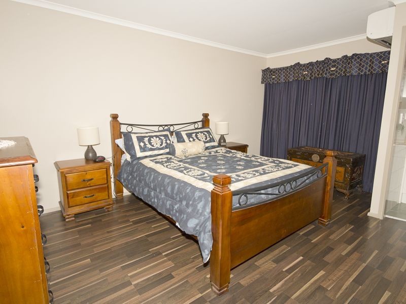 24 Constellation Drive, Loganholme QLD 4129