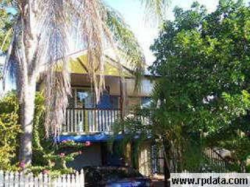 51 Bledisloe Street, Fairfield QLD 4103