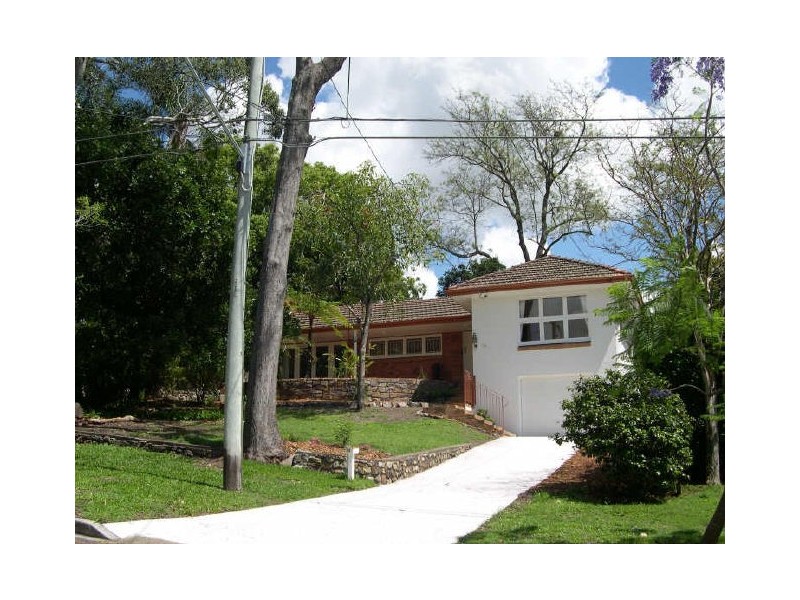 12 Merinda Street, Greenslopes QLD 4120