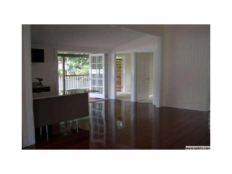 12 Merinda Street, Greenslopes QLD 4120