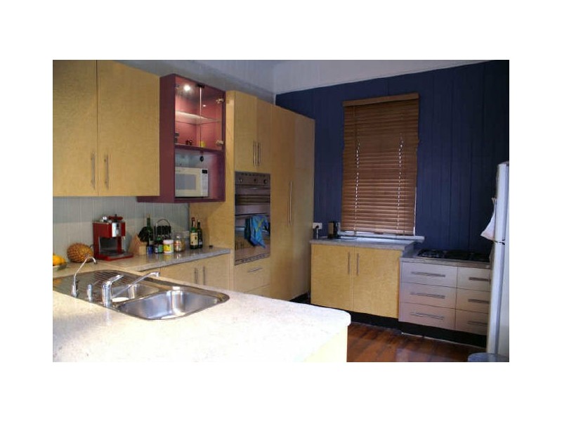 122 Gladstone Road, Highgate Hill QLD 4101