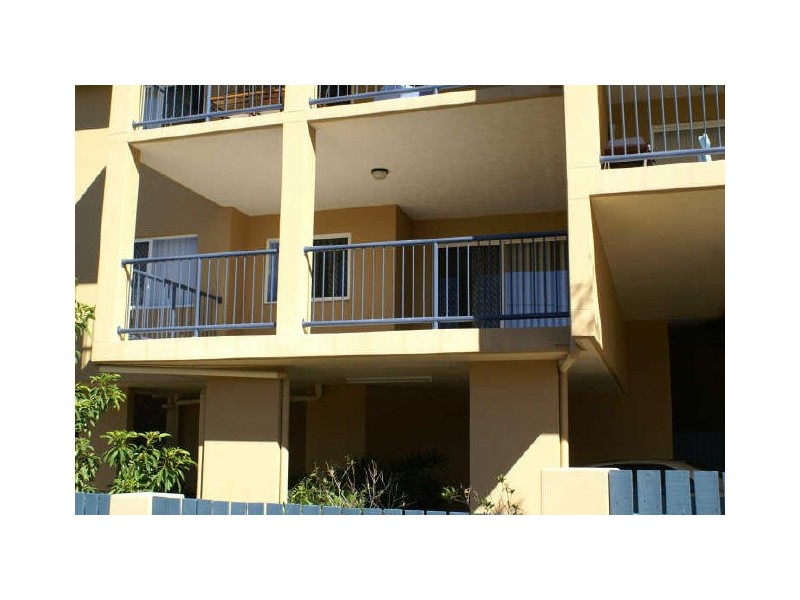 3/102 Glenalva Street, Enoggera QLD 4051