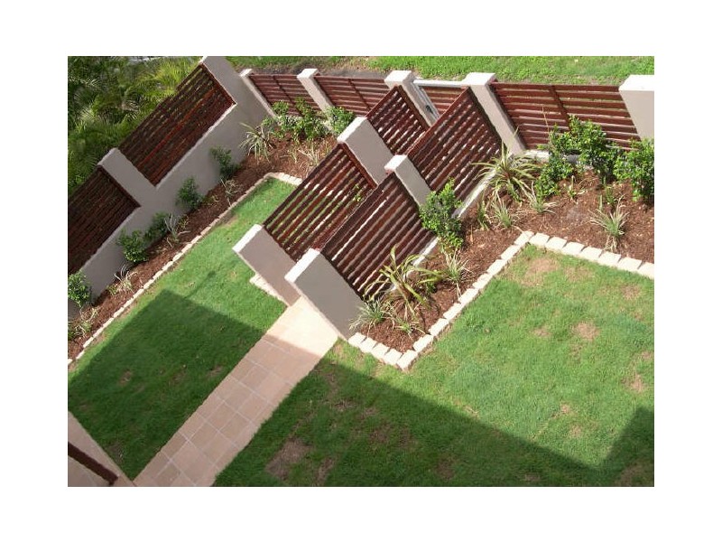 7b Rosary Crescent, Highgate Hill QLD 4101