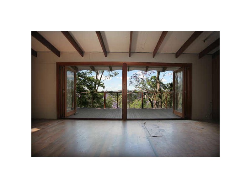 53 Fraser Tce, Highgate Hill QLD 4101