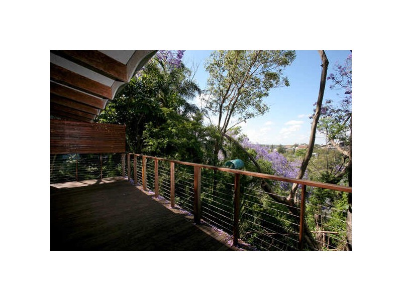 53 Fraser Tce, Highgate Hill QLD 4101