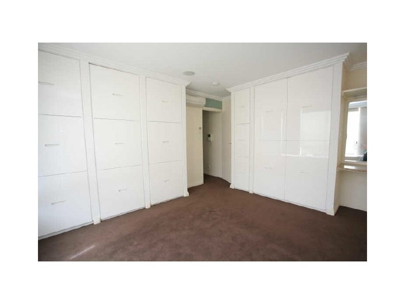 44 & 45/104 Dornoch TCE, Highgate Hill QLD 4101